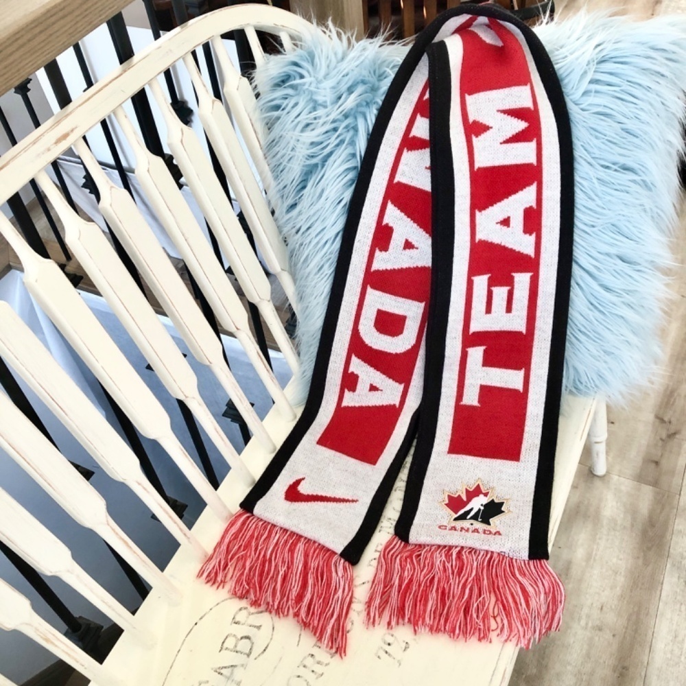 Nike, Team Canada, Hockey, League, Scarf, 56" x 6.5", NEW, Without Tags - Picture 2 of 9